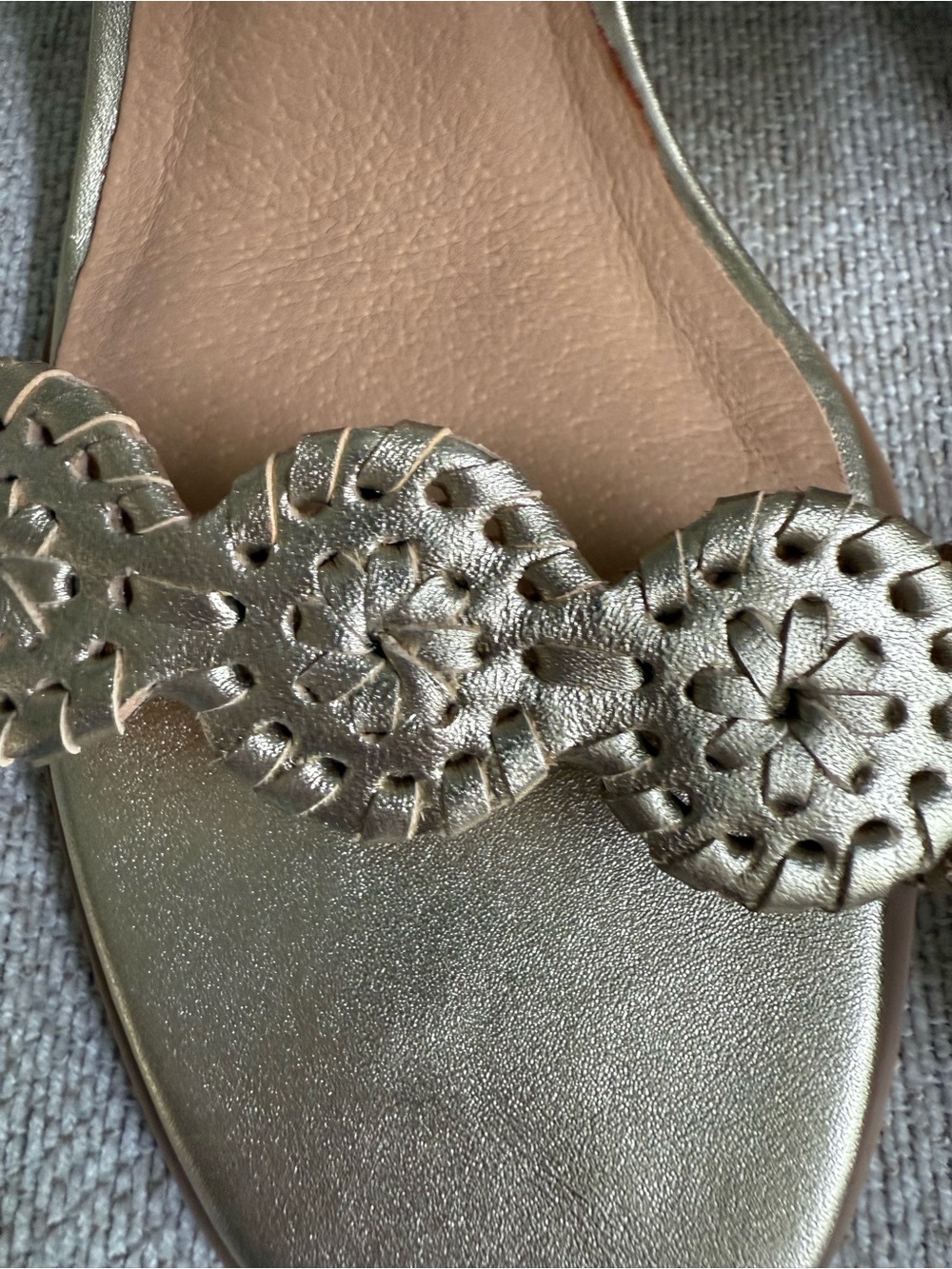 NWT Jack Rogers Laurin (Lauren) Mid Heel Sandals Platinum Leather Gold Block 8.5 - Picture 11 of 13